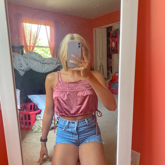 American Eagle Outfitters Tops - aw lace cami top